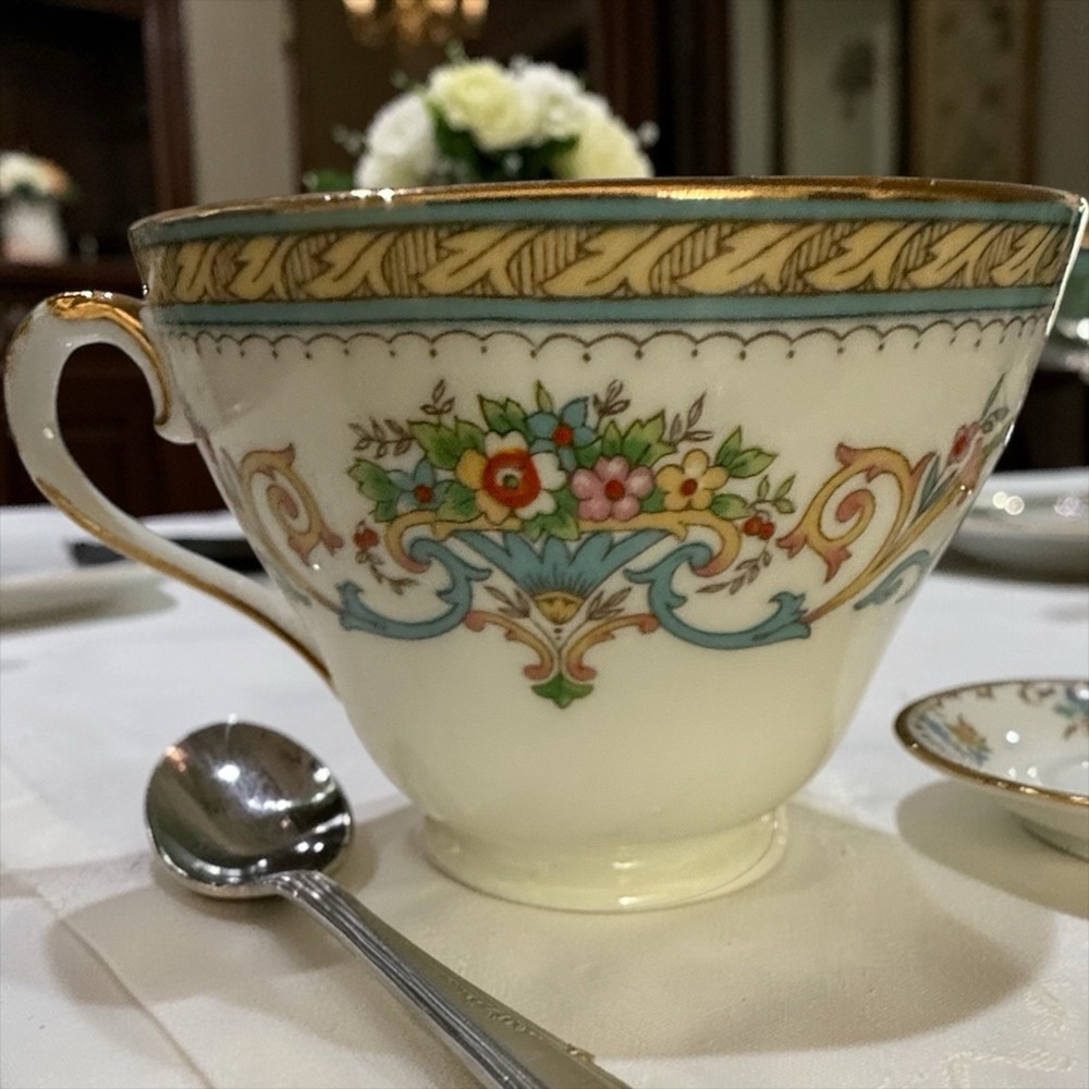 Aynsley Henley Bone China Tea Cup England Floral Scroll Gold Trim Replacement
